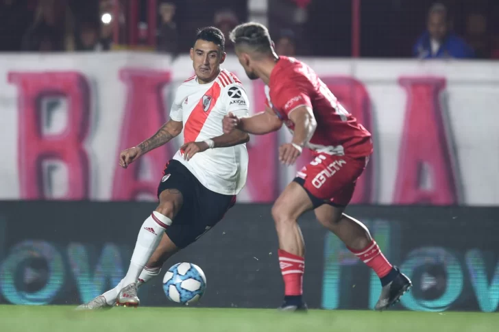 Sobre el final, River pudo cosechar un empate frente a Argentinos