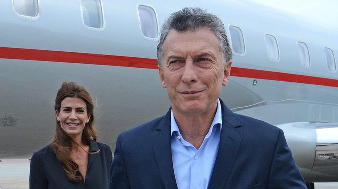 Macri viajó rumbo a Francia y se aislará junto a su familia antes de llegar a Suiza