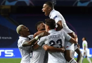 El PSG se lo dio vuelta al Atalanta en el final y es el primer semifinalista