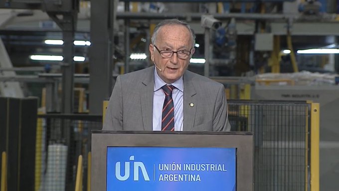 El presidente de la UIA pidió trabajar en un acuerdo para evitar una crisis mas profunda