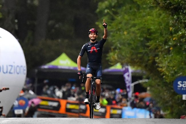 Filippo Ganna cantó victoria en el quinto parcial del Giro de Italia