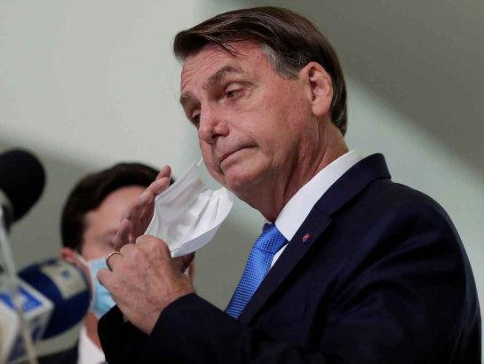 Bolsonaro admitió que no se vacunó y Brasil ya superó los 21 millones de contagios