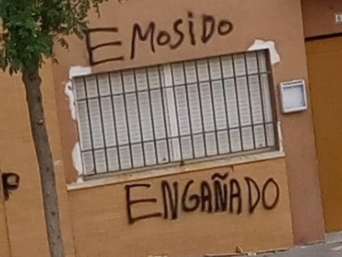 La triste historia detrás del graffiti y meme de “emosido engañado”