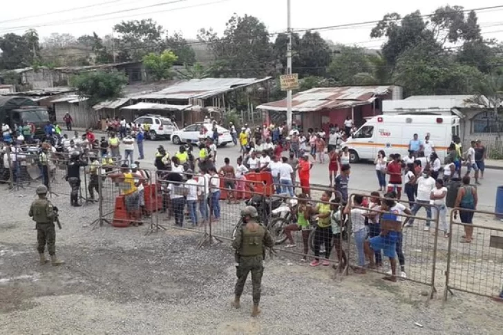 Varios muertos y heridos por un motín en una cárcel de Ecuador