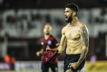 Lanús arrancó su sueño copero con una goleada