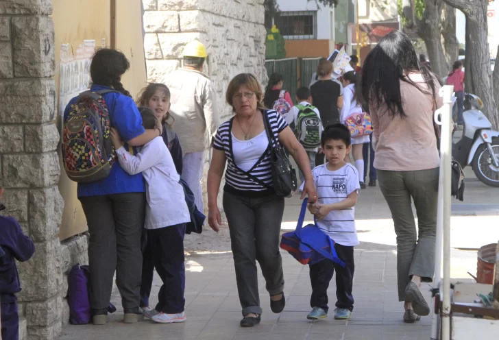 Aseguran que “las clases podrían volver en agosto” en todo el país menos en el AMBA