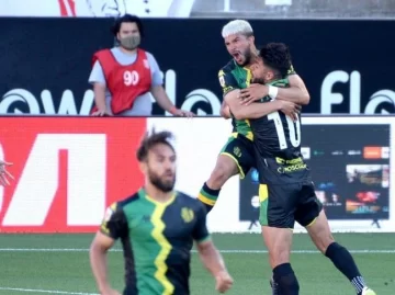 Aldosivi venció a un Estudiantes que no levanta cabeza