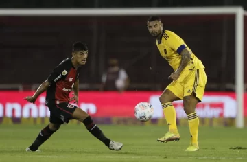 En un partido chato, Boca consiguió su primer triunfo