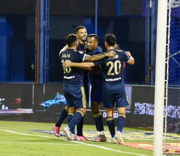 Boca aprovechó las falencias de Vélez, jugó un gran partido y metió siete goles