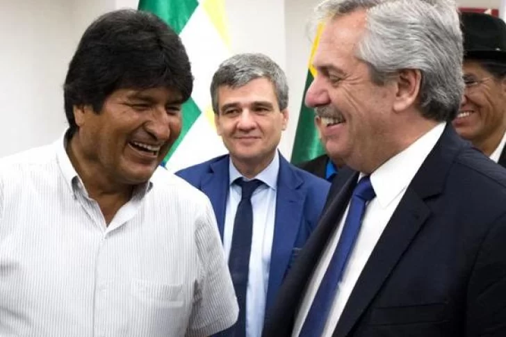 Evo Morales llegó a la Argentina anoche en calidad de refugiado