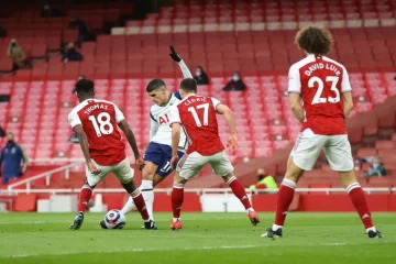 Golazo de rabona y expulsión para Lamela en Tottenham