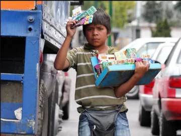 En 2021, la pobreza llegó al 37,3% de la población y afectó a 17,4 millones de argentinos