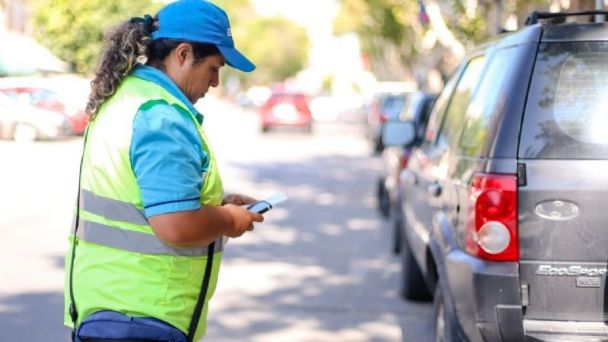 Hay quejas de comerciantes por el proyecto de estacionamiento medido en Rawson