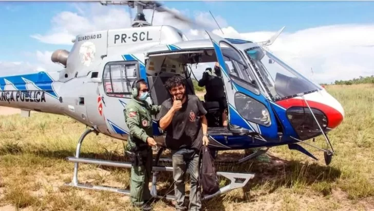 Su avión cayó en el Amazonas y sobrevivió solo por 38 días