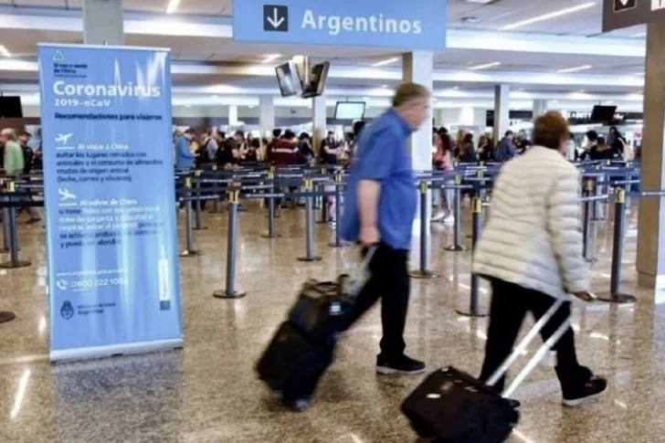España extiende la obligatoriedad de cuarentena para argentinos que viajen