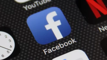 Facebook habría favorecido a empresas amigas mediante el tráfico de datos de sus usuarios