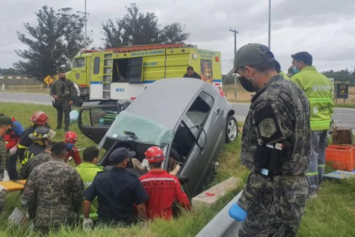 Murieron dos mujeres tras despistarse su auto en la ruta 2, a diez kilómetros de Mar del Plata