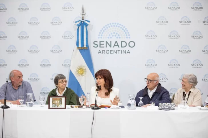 Cristina Fernández: “Estoy viva por Dios y la Virgen”