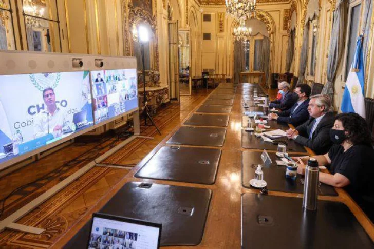 Fernández se reunirá con gobernadores y especialistas antes de definir el nuevo DNU