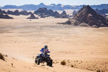 Dakar 2022: Andújar ganó la segunda etapa y Benavides se subió al podio