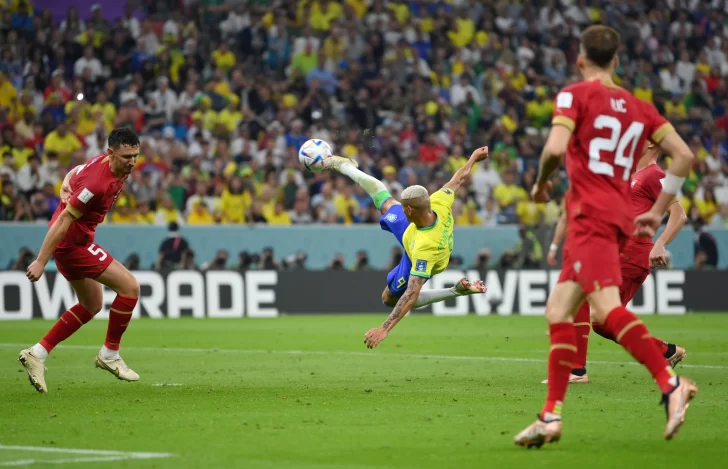 Brasil tuvo un gran debut y venció a Serbia de la mano de Richarlison