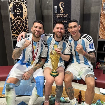 La alegría de la Selección Argentina en la zona mixta y en el vestuario