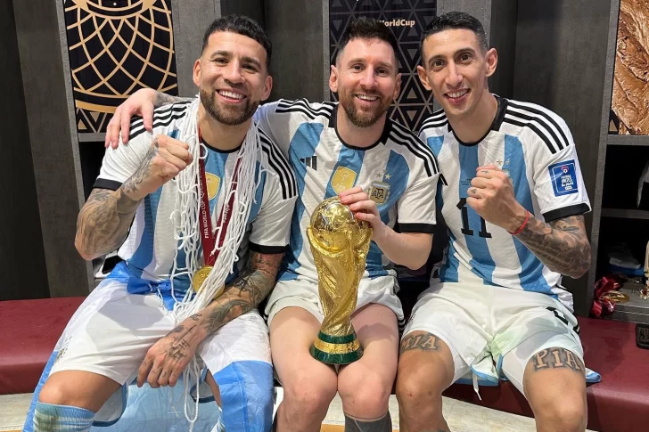 La alegría de la Selección Argentina en la zona mixta y en el vestuario