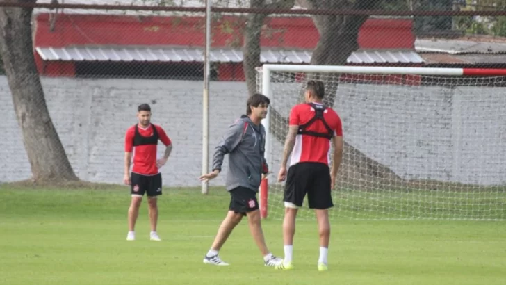 Forestello dejó de ser el técnico de San Martín de Tucumán