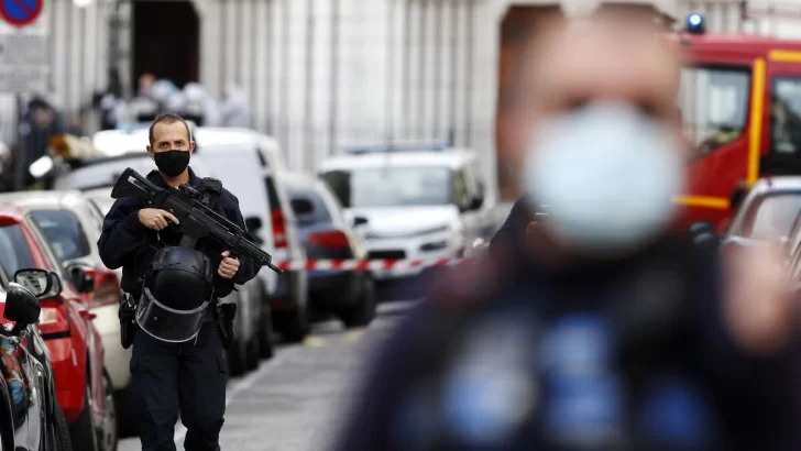 Segundo atentado en Francia: un hombre atacó a transeúntes al grito de “Allahu Akbar”