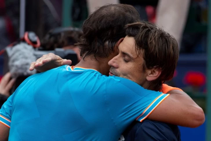 Ferrer perdió ante Rafael Nadal y fue despedido con una ovación