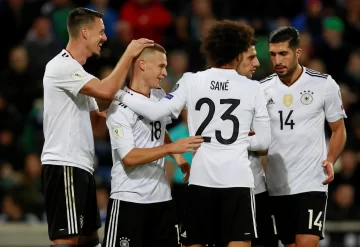 Alemania e Inglaterra sellaron sus pases al Mundial