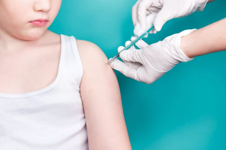 Pfizer anunció que su vacuna es segura para niños de 5 a 11 años