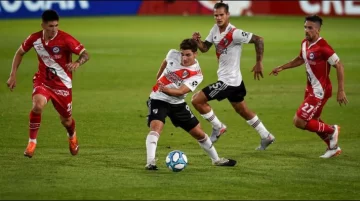 River cerró en empate el duelo con Argentinos