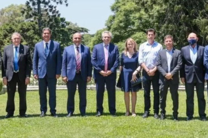 Uñac planteó como desafío reincorporar a los alumnos que dejaron la escuela en la pandemia