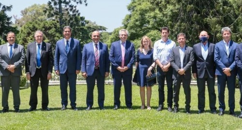 Uñac planteó como desafío reincorporar a los alumnos que dejaron la escuela en la pandemia