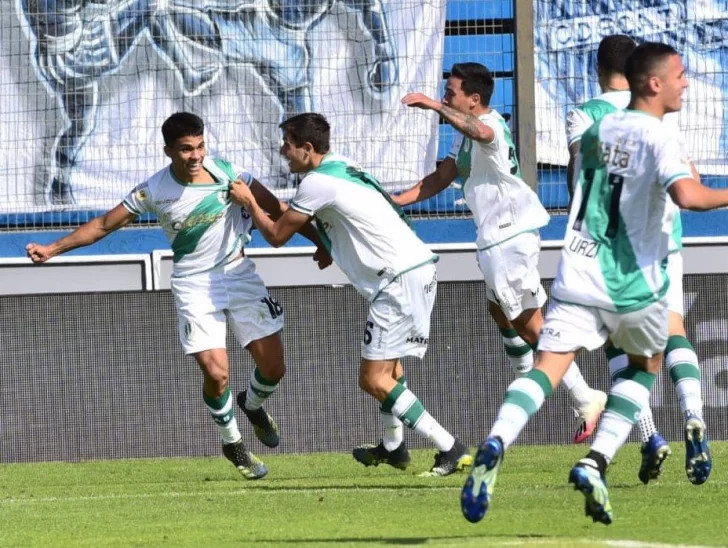 Banfield superó a Godoy Cruz en Mendoza y sueña con los cuartos de final