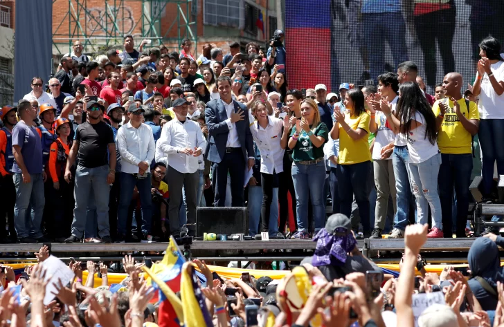 Guaidó aseguró que la ayuda humanitaria ingresará a Venezuela el 23 de febrero