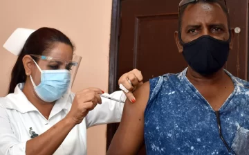 Soberana 02: Cuba empieza a administrar su vacuna contra el coronavirus