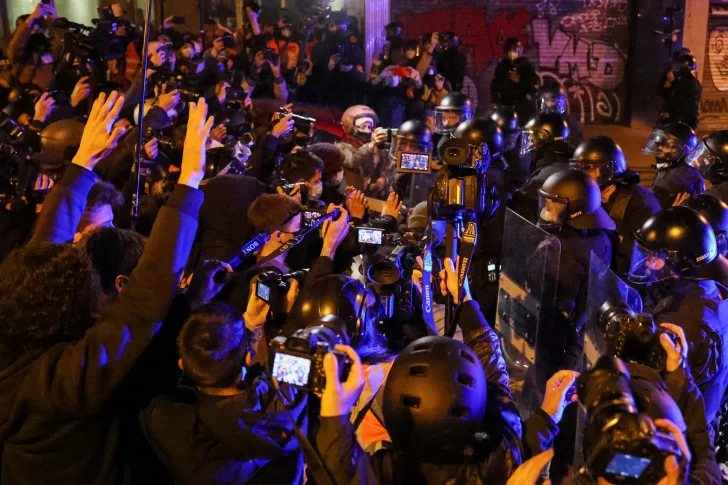 Barcelona: fuerte manifestación para la liberación de un rapero