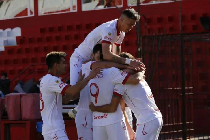 Huracán comenzó con el pie derecho