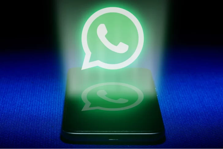 ¡No caigas! Alertan por una sencilla estafa de WhatsApp que roba las cuentas