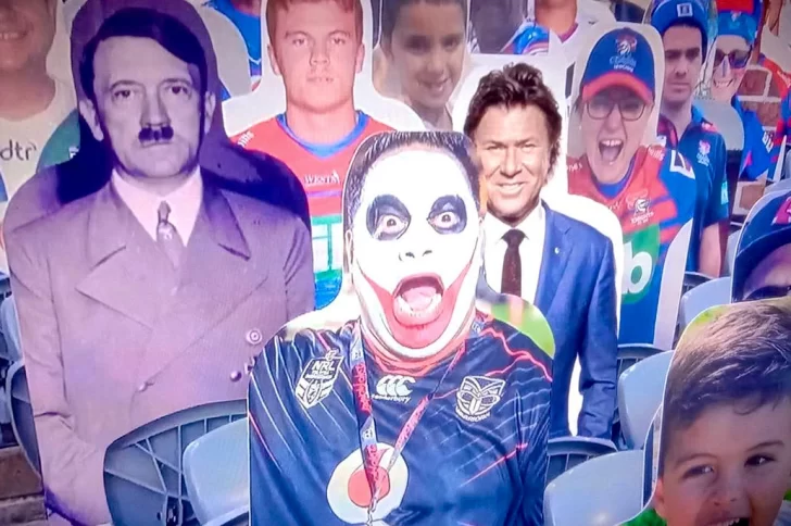 Polémica por la imagen de Hitler entre los “hinchas de cartón” en un partido