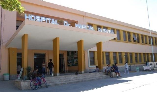 Buscan a familiares de un hombre que estuvo hospitalizado y ya le dieron el alta