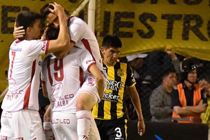 Huracán le ganó a Olimpo en un duelo clave por la permanencia