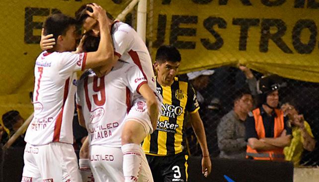 Huracán le ganó a Olimpo en un duelo clave por la permanencia