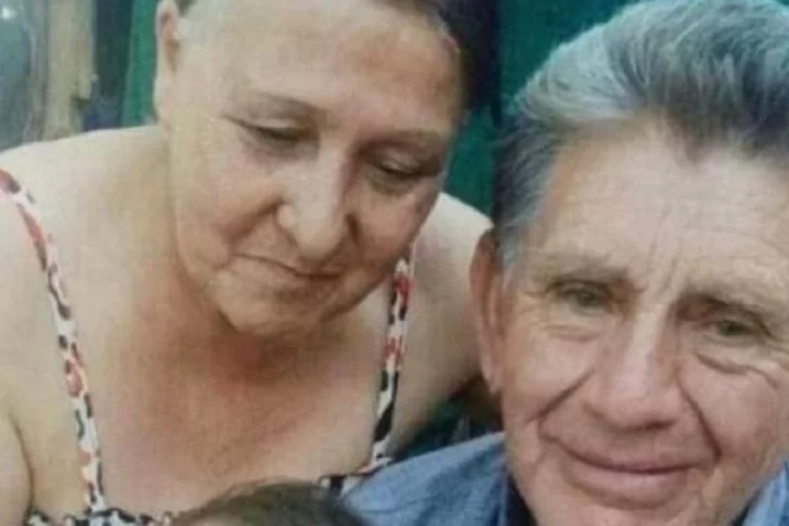 Asesinaron a puñaladas a una pareja y detuvieron al nieto como sospechoso