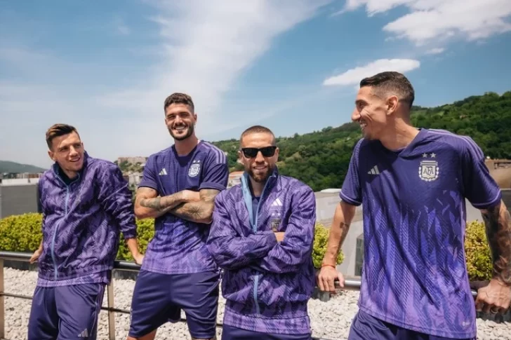 Por qué la camiseta suplente de la Selección Argentina para el Mundial es violeta