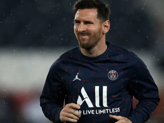 Messi fue convocado por el PSG para el partido del domingo y la Selección está en alerta