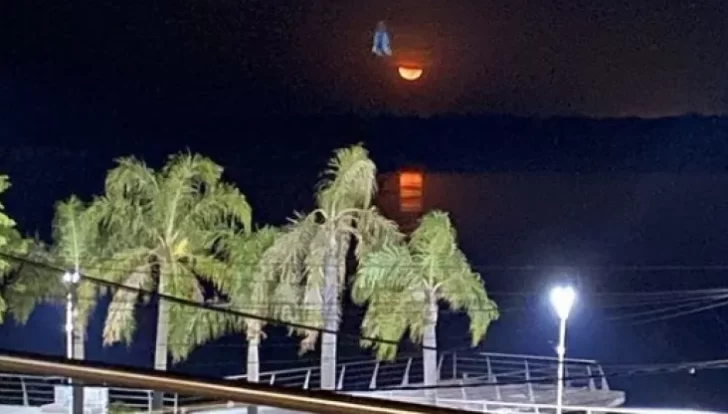 Aseguran que le sacaron una foto a la Luna y apareció la silueta de la Virgen de Itatí