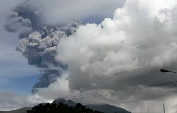 Ecuador en alerta por el volcán Cotopaxi: advierten que 300.000 personas están en riesgo